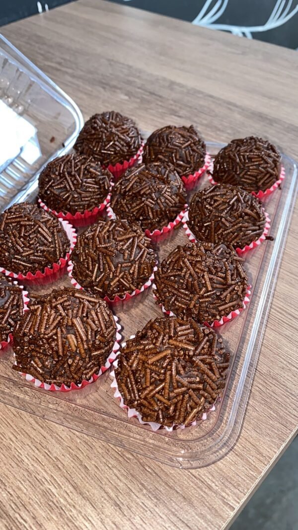 KIT 12 UNIDADES BRIGADEIRO GRANULADO - GOODIES